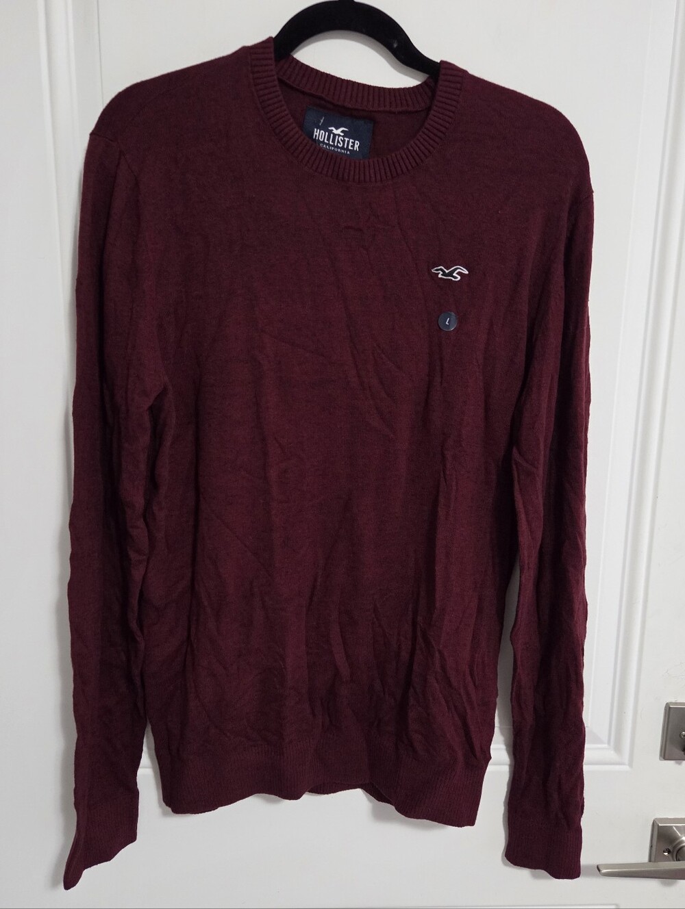 Hollister Men's Fine Knit Logo Sweater - Size L